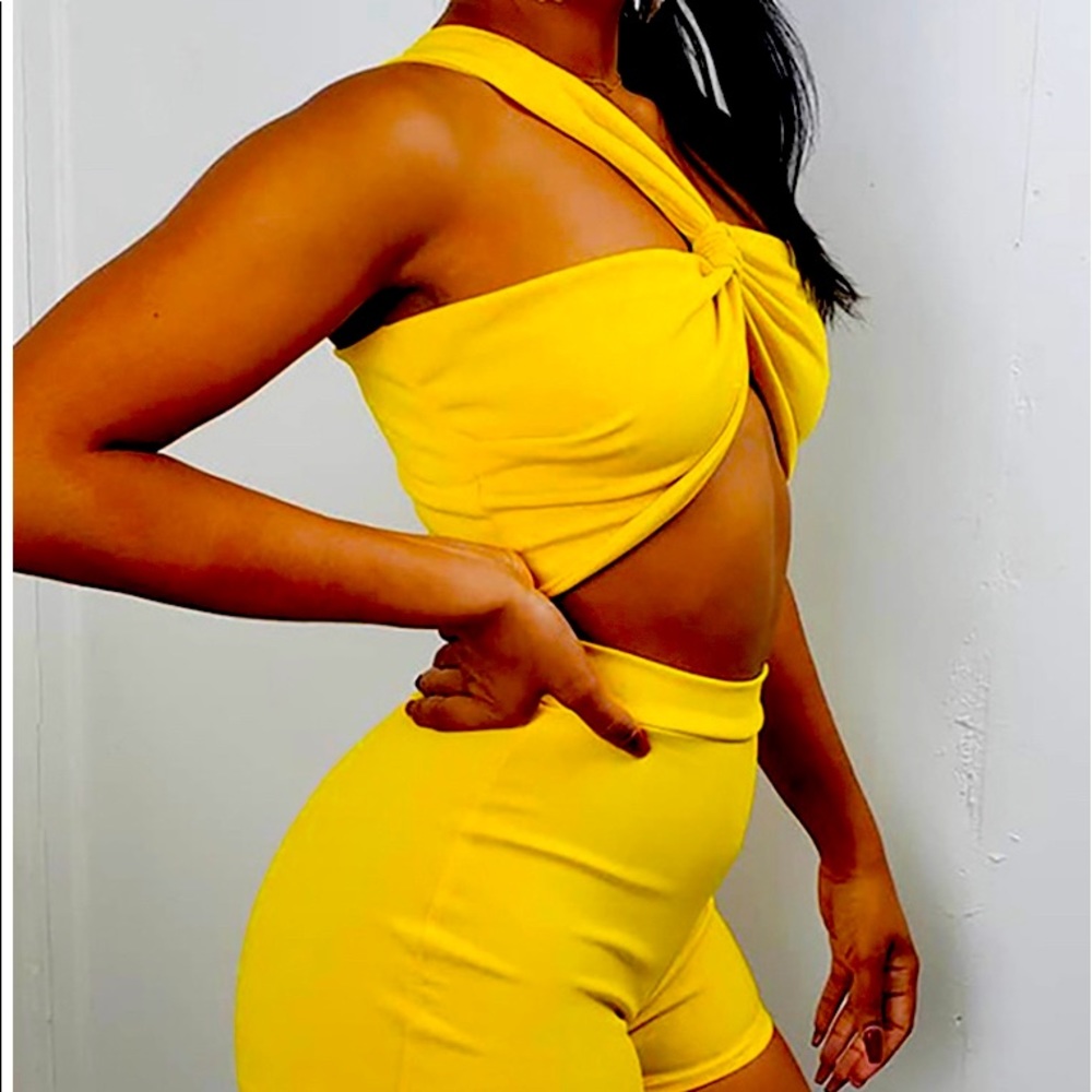 2 piece one shoulder short set